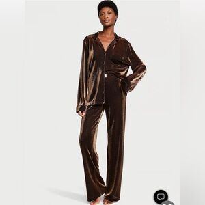 NWT Victoria secret shimmery pj set